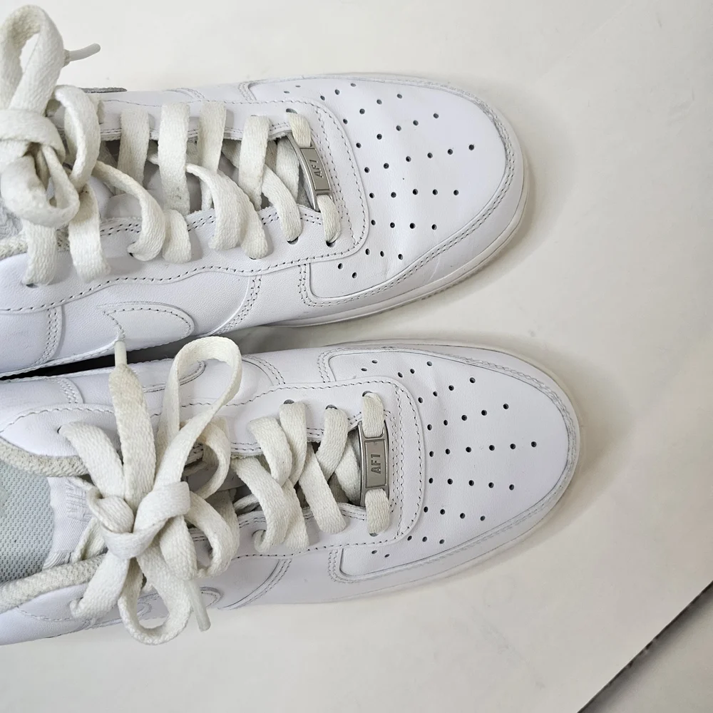 Nike White Athletic Shoes - Picture 9 of 16